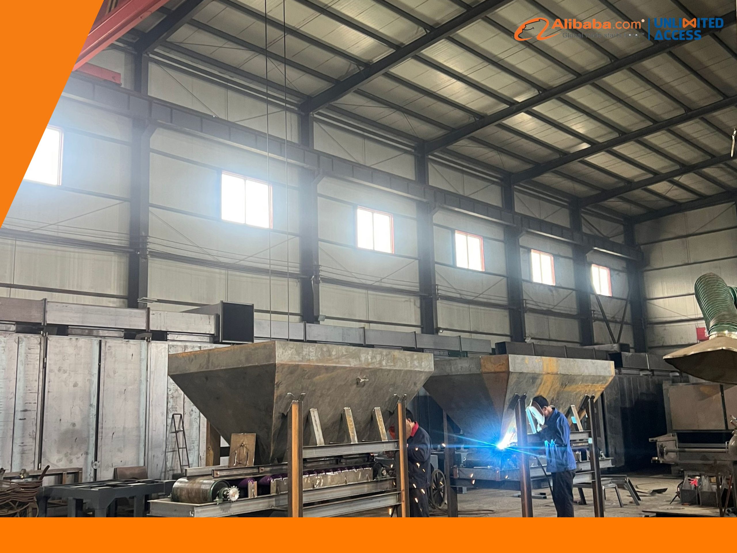 Hình ảnh công nhân chế tạo hệ thống sấy than công nghiệp